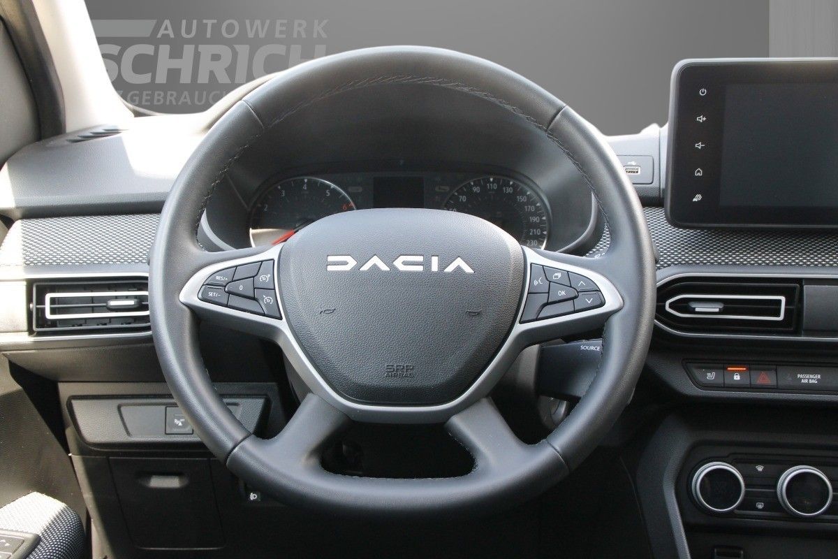 Fahrzeugabbildung Dacia Jogger Expression TCe 110