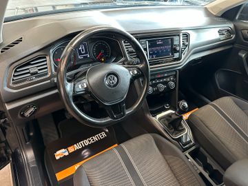 MYAUTOCENTER – Gebraucht- und Jahreswagen mit Werkstattservice in Pfaffenhofen Volkswagen T-Roc Style *LED*Unfallfrei*TÜV*PDC*