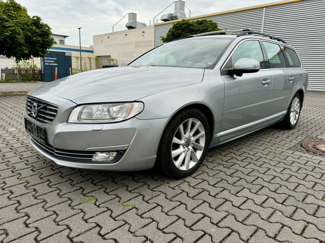 Volvo V70 D2 Momentum LEDER + NAVI + XENON + SHD+ BLIS