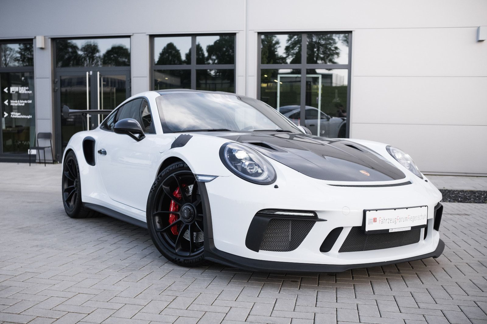 Fahrzeugabbildung Porsche 911/991.2 GT3 RS, Weissach-Paket, OHNE OPF, Lift