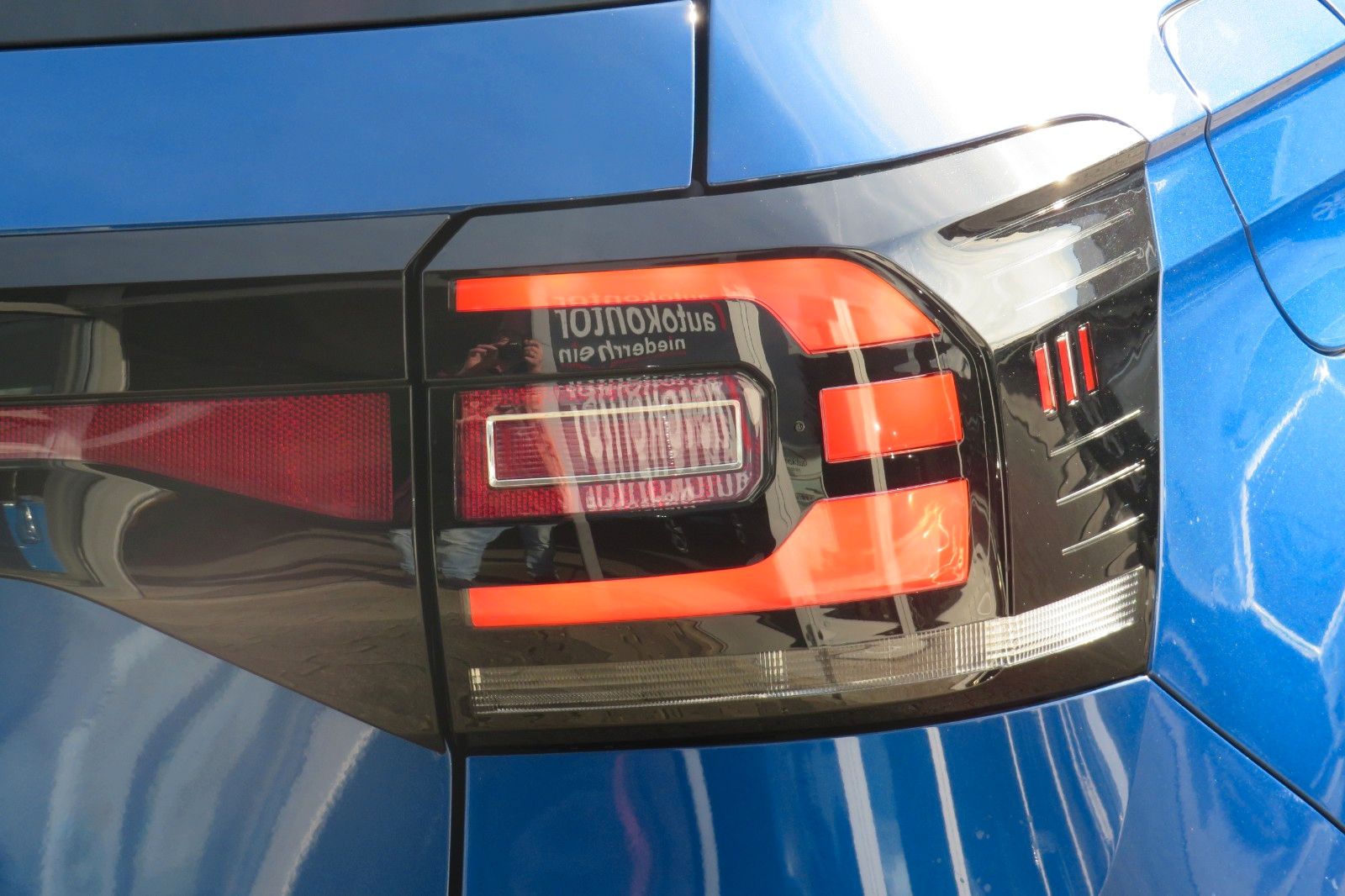 Fahrzeugabbildung Volkswagen T-Cross DSG Highline ACC NAVI KAMERA SITZH. 1Hd