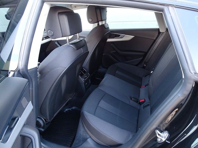 A5 Sportback 40 TFSI advanced / Matrix-LED