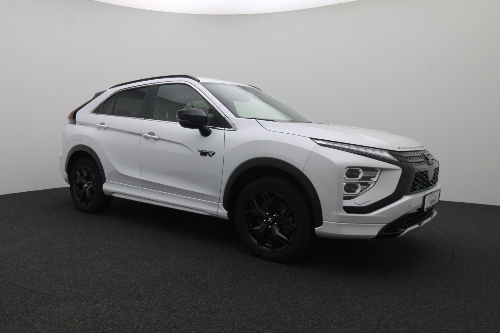 Fahrzeugabbildung Mitsubishi Eclipse Cross Plus Select Black Hybrid 4WD