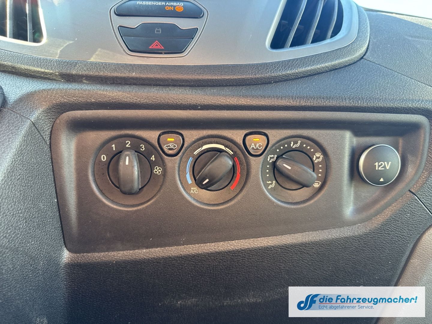 Fahrzeugabbildung Ford Transit Kombi 350 L3 Trend Temp *7206