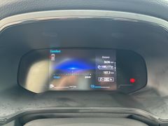Renault Captur II 1.6 E-TECH Hybrid 145 Techno  *Adaptiv