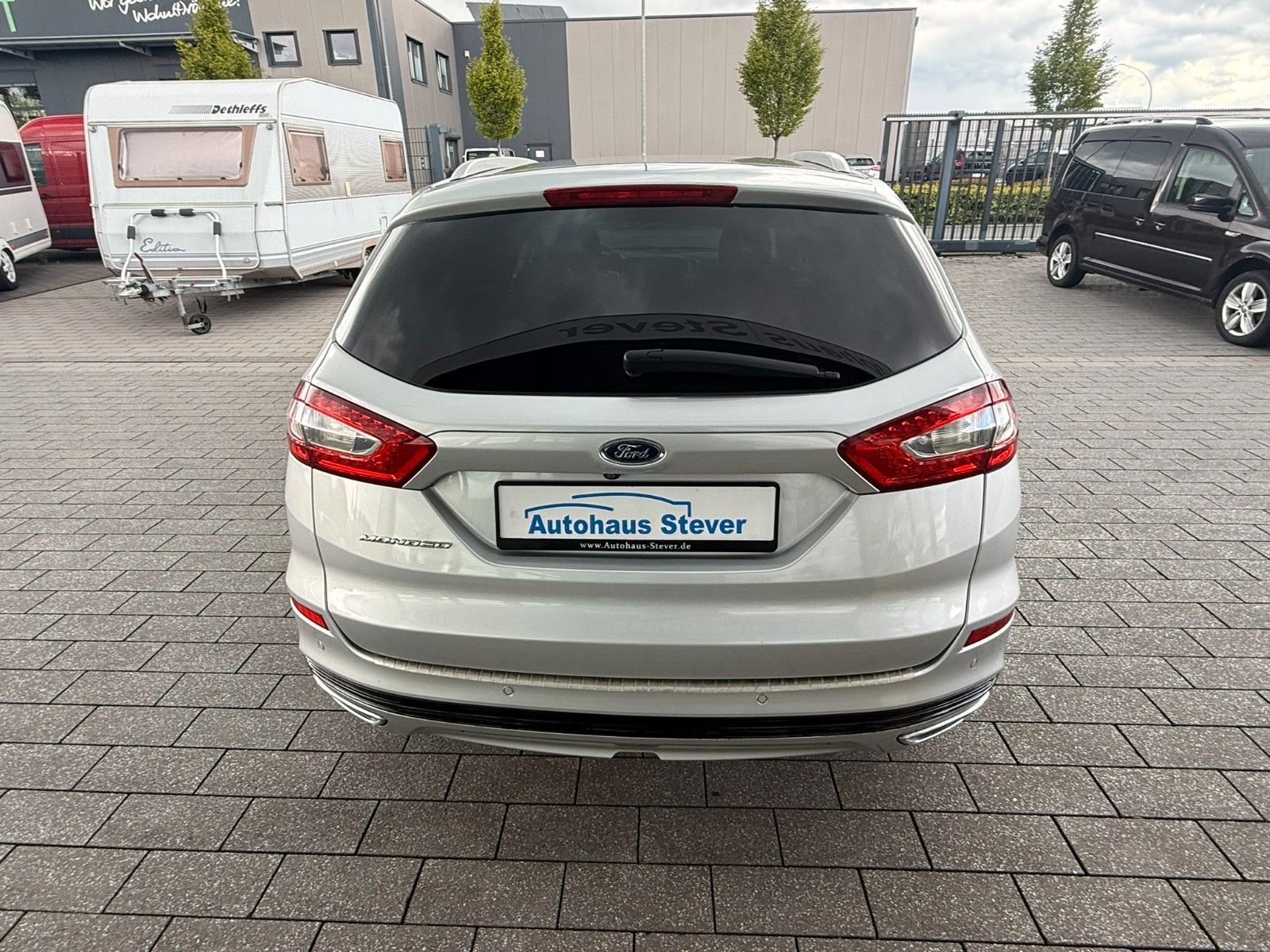 Fahrzeugabbildung Ford Mondeo Turnier Titanium