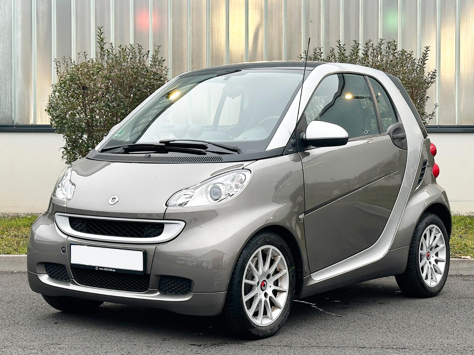Smart ForTwo Coupe Micro Hybrid Drive*NAVI*BLUETOOTH*