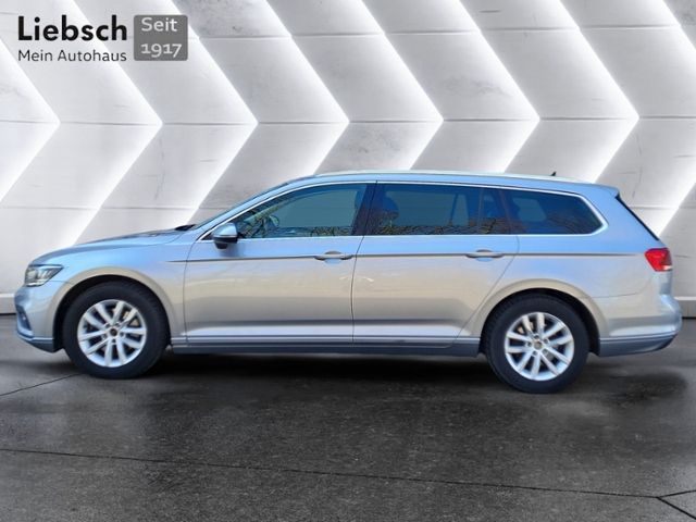 Volkswagen Passat Variant - Bild 2