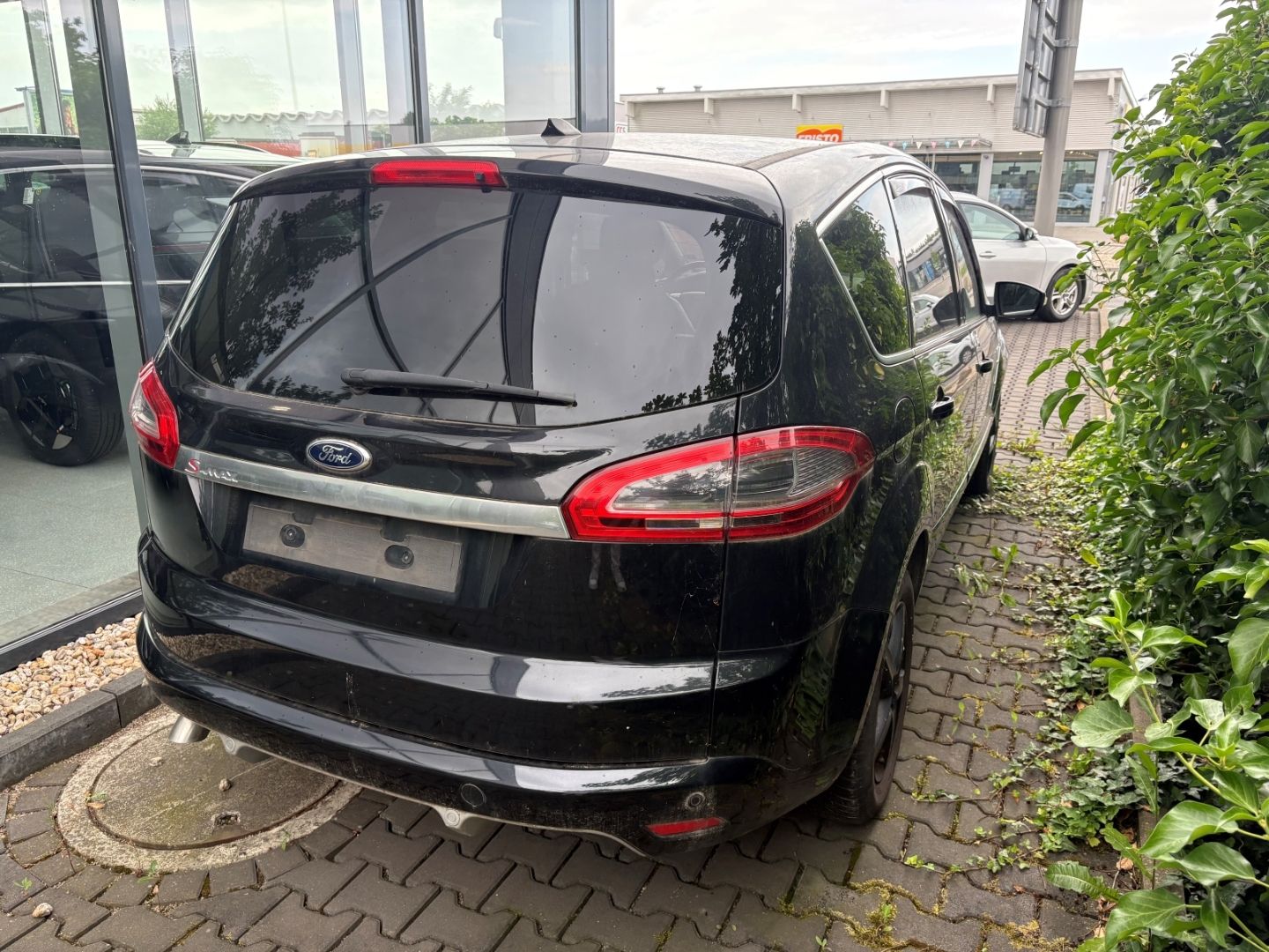 Fahrzeugabbildung Ford S-Max Titan. PanoDach Navi Getriebe defekt Mem.S