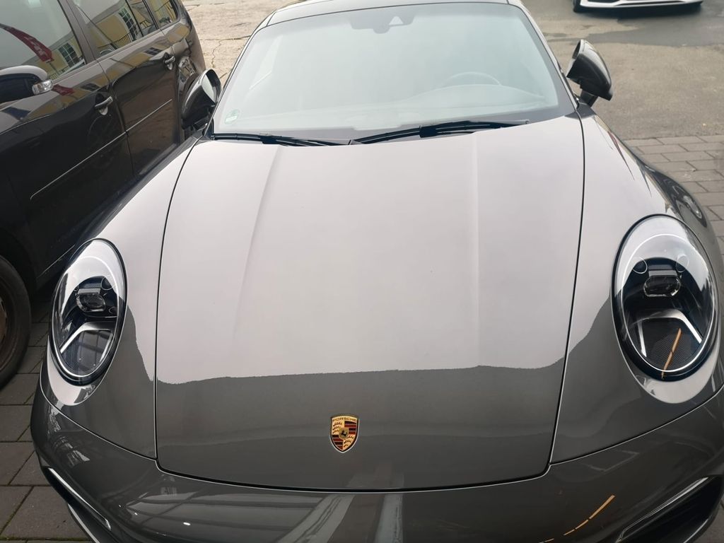 Porsche 992