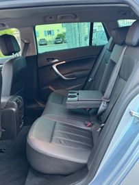 Opel Insignia - 10