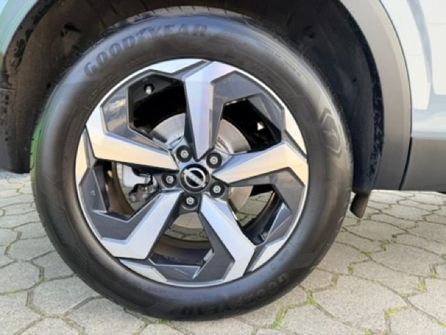 Fahrzeugabbildung Nissan Qashqai 1.3 DIG-T N-Connecta