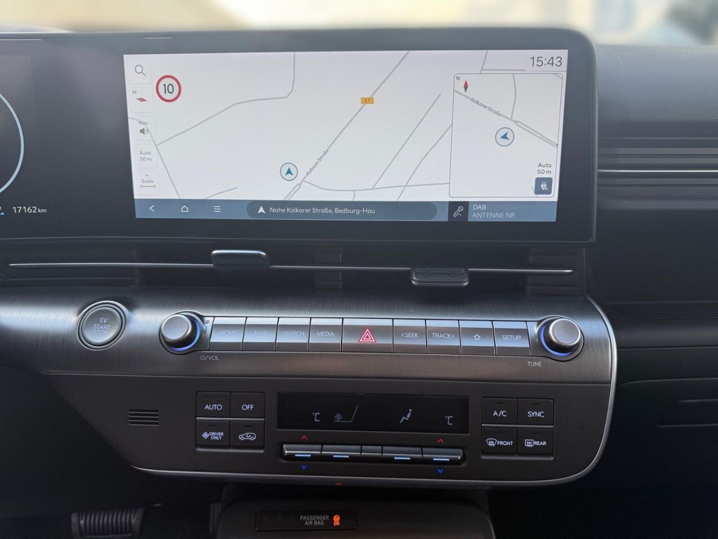 Fahrzeugabbildung Hyundai KONA Elektro PRIME 65,4kWh SITZ-P+ALLWETTER+360°