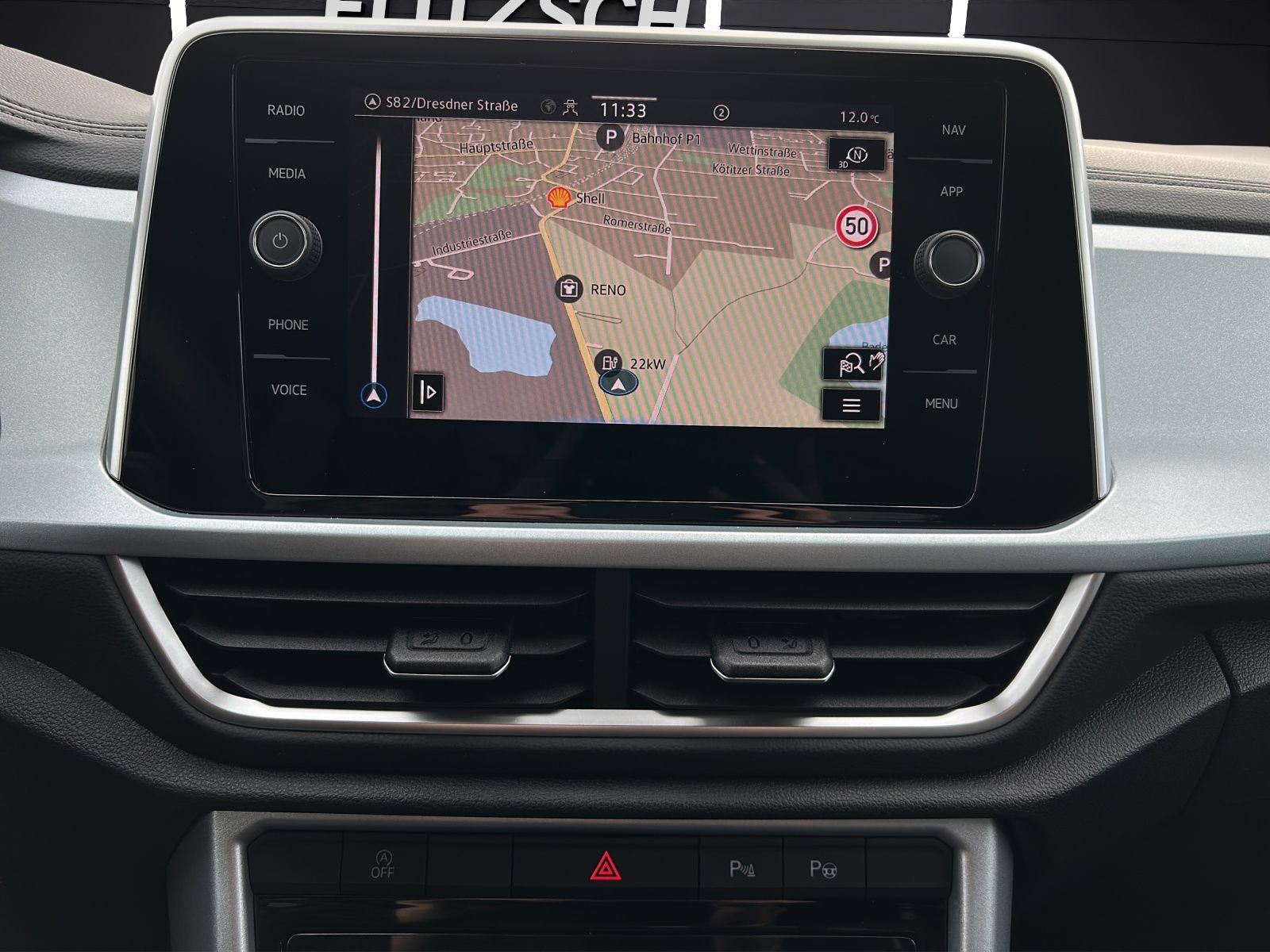 Fahrzeugabbildung Volkswagen T-Roc Goal TSI DSG LED+ ACC SH RearView Ambiente