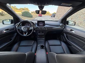 Mercedes B 200 - 12