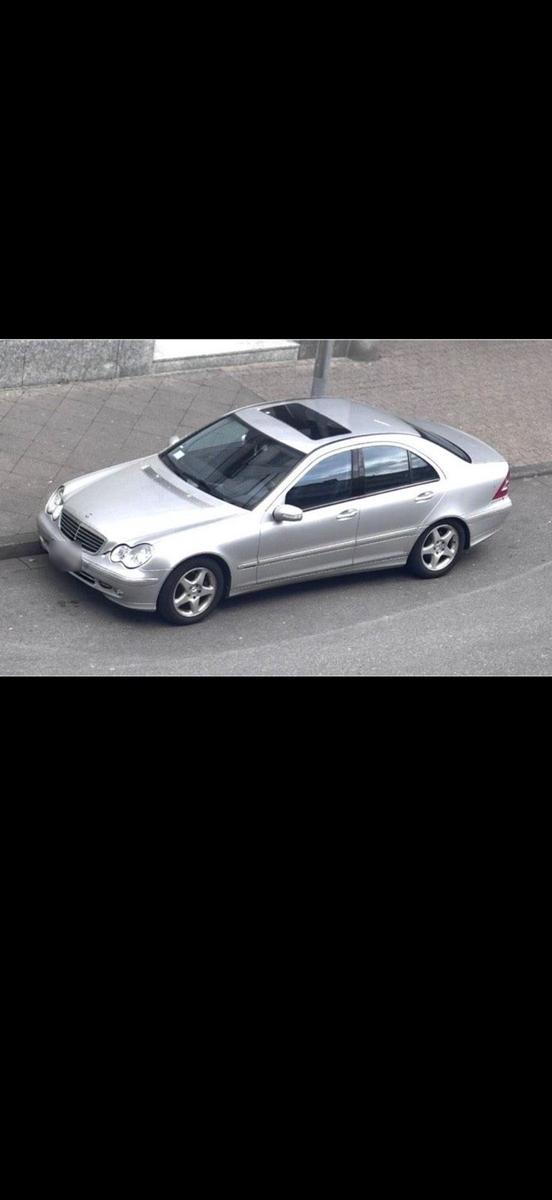 Mercedes-Benz C 320