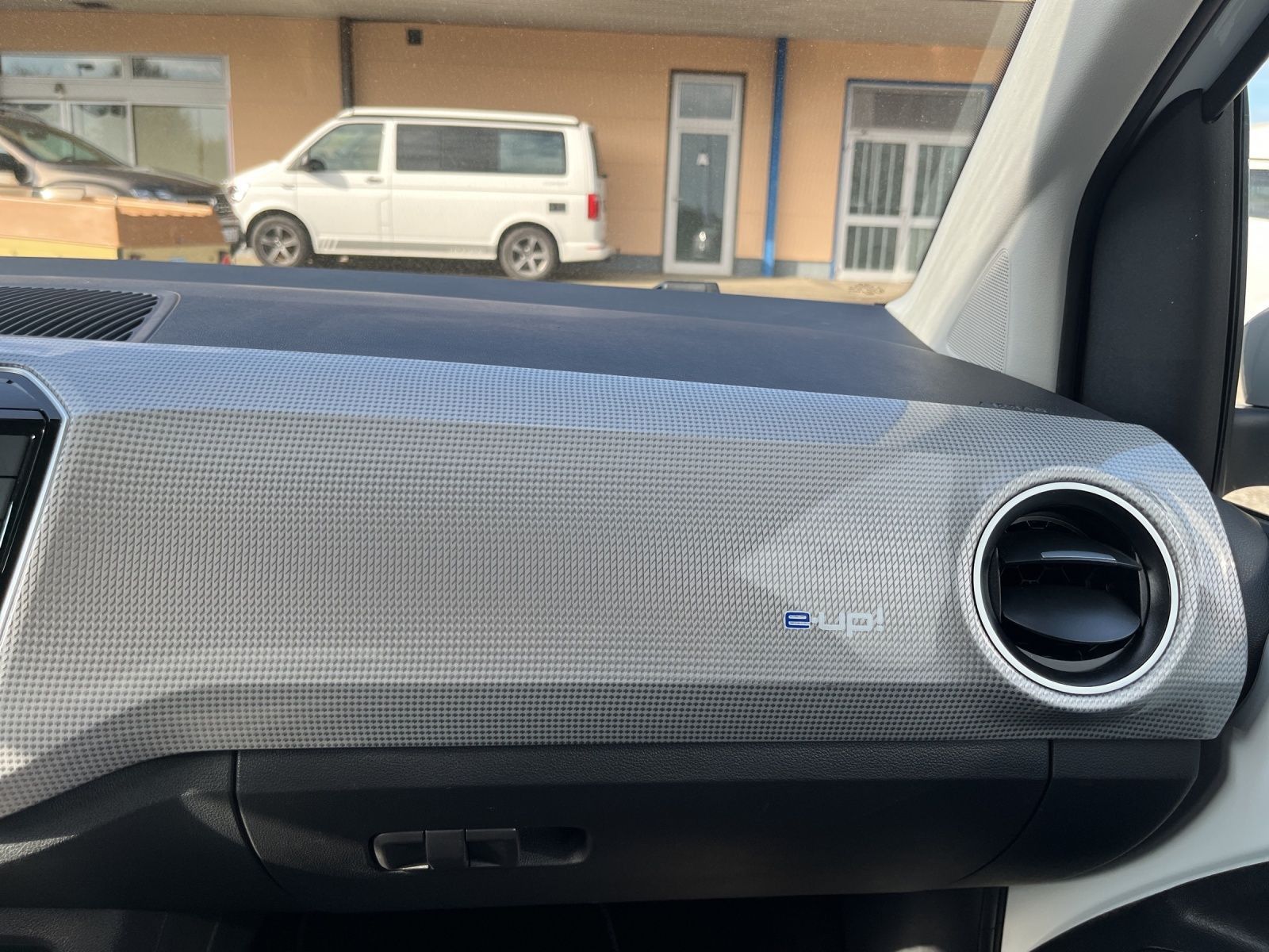 Volkswagen e-up! - Bild 19