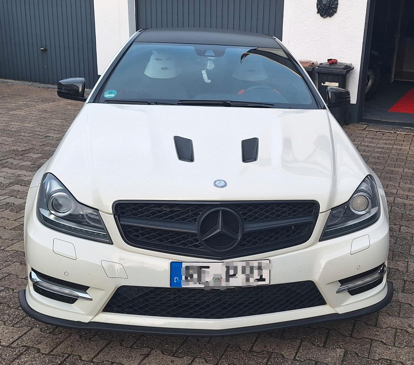 Mercedes-Benz C 180 BlueEFFICIENCY Coupé Standard