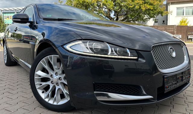 Jaguar XF 2.2 Diesel Automatik,Leder,Navi,Ambiente Bel.