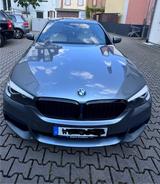 BMW 530d M Sportpaket  - mit Diesel-Antrieb: Grau, Limousine, mit Klimaautomatik, Sportpaket