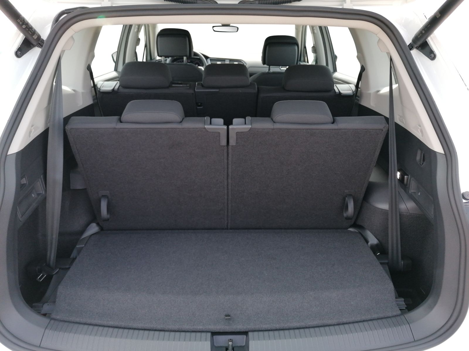 Tiguan Allspace 1.5 TSI DSG Life AHK+LED+7-SITZE