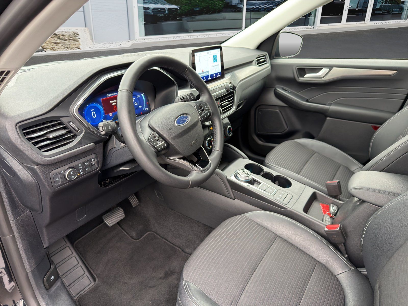 Fahrzeugabbildung Ford Kuga Hybrid Titanium X