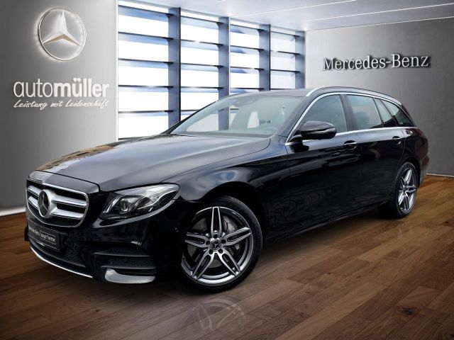 Mercedes-Benz E 400 d 4M T AMG+AIRBODY+HEADUP+WIDESCREEN+360°+