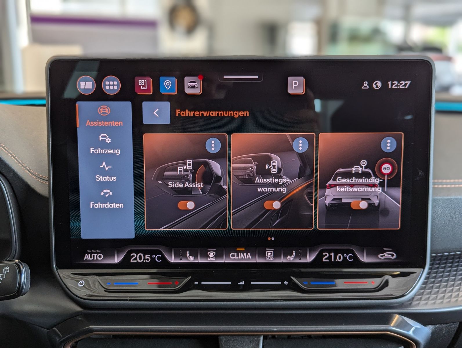 CUPRA Leon 1.5 eTSI Pano Intelligent-Dynamic-Edge-Pake - Image 30