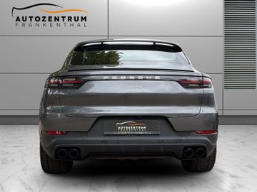 Porsche Cayenne - 4