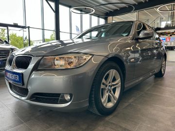 MYAUTOCENTER – Gebraucht- und Jahreswagen mit Werkstattservice in Pfaffenhofen BMW 318 *Klima*TÜV1027*KLIMA*PDC*