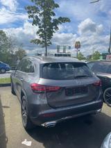 Mercedes-Benz GLA 200 4MATIC DCT - - Mercedes-Benz GLA 200 in Bonn