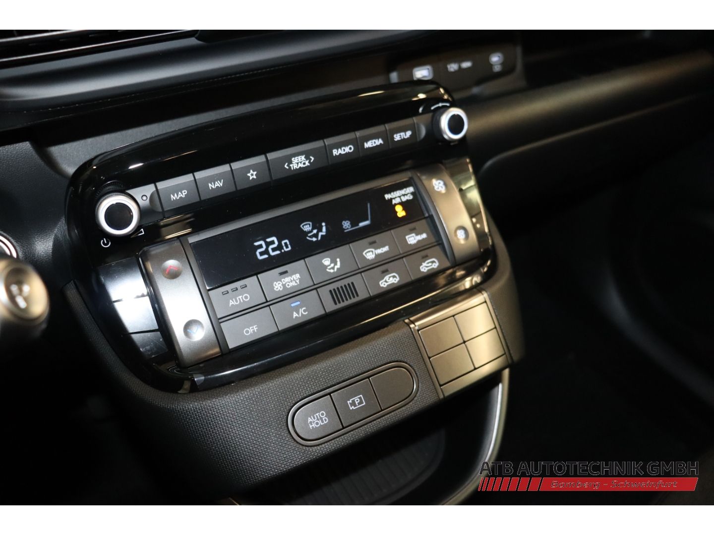 Fahrzeugabbildung Hyundai INSTER Select MY27 42 kWh 97 PS 2WD Navi  ACC Ap