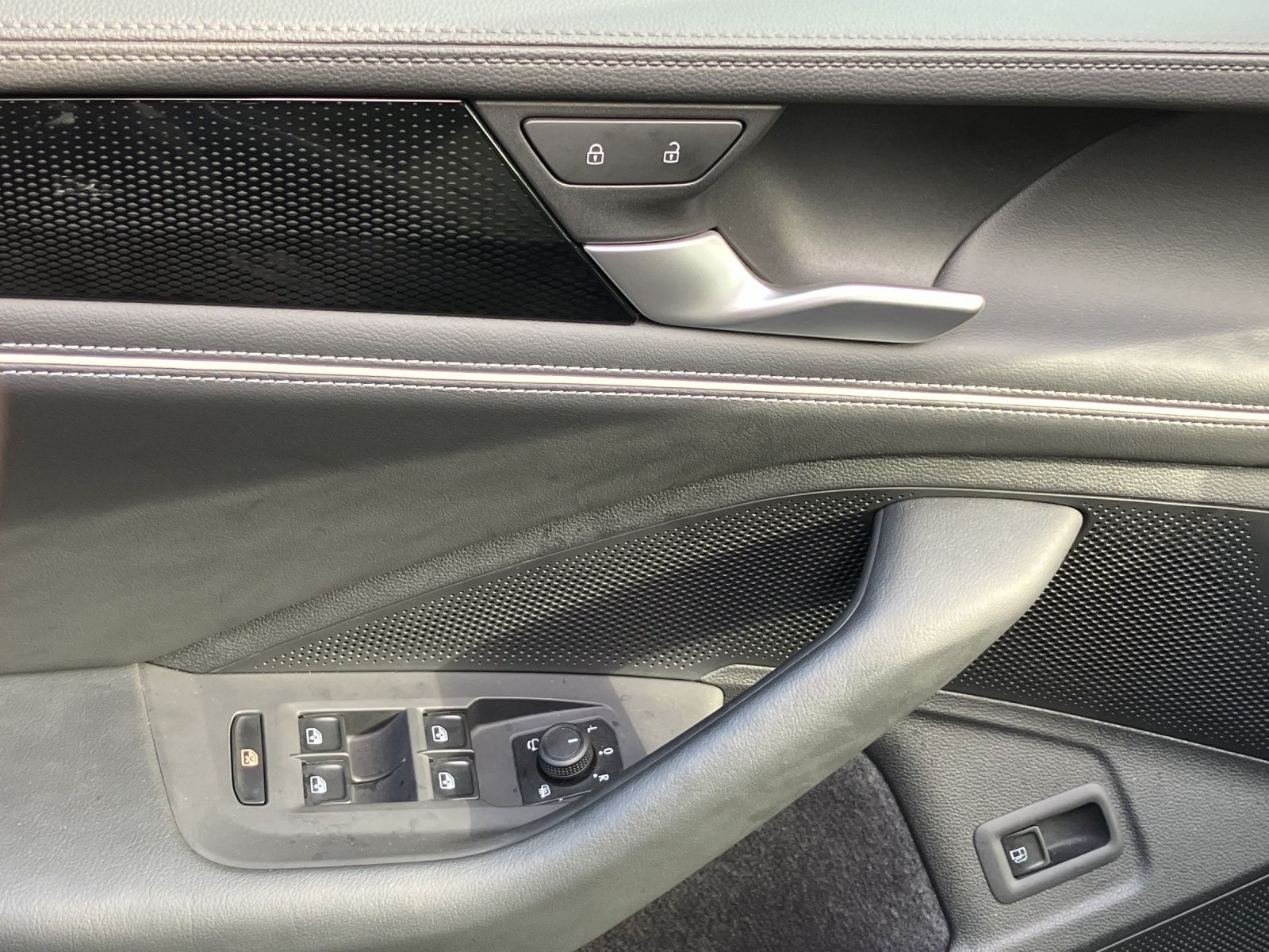 Volkswagen Passat Variant - Bild 8