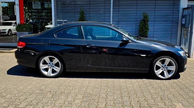 BMW 320 d Coupe Xenon PDC 1xHand TÜV Neu