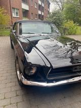 Ford Traumhaftes Ford Mustang Cabrio 1967  - Ford Mustang aus 1967: Cabrio