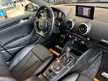 MYAUTOCENTER – Gebraucht- und Jahreswagen mit Werkstattservice in Pfaffenhofen Audi S3 *KEYLESS*ADP.FAHRWERK*2-ZONEN*TEMPO*StHZ*NAVI