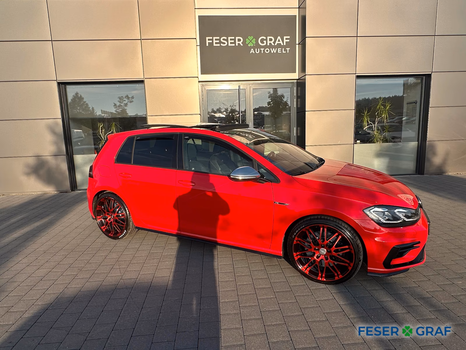 Volkswagen Golf VII R 2.0 TSI DSG LED PANO DYNAUDIO KAMERA