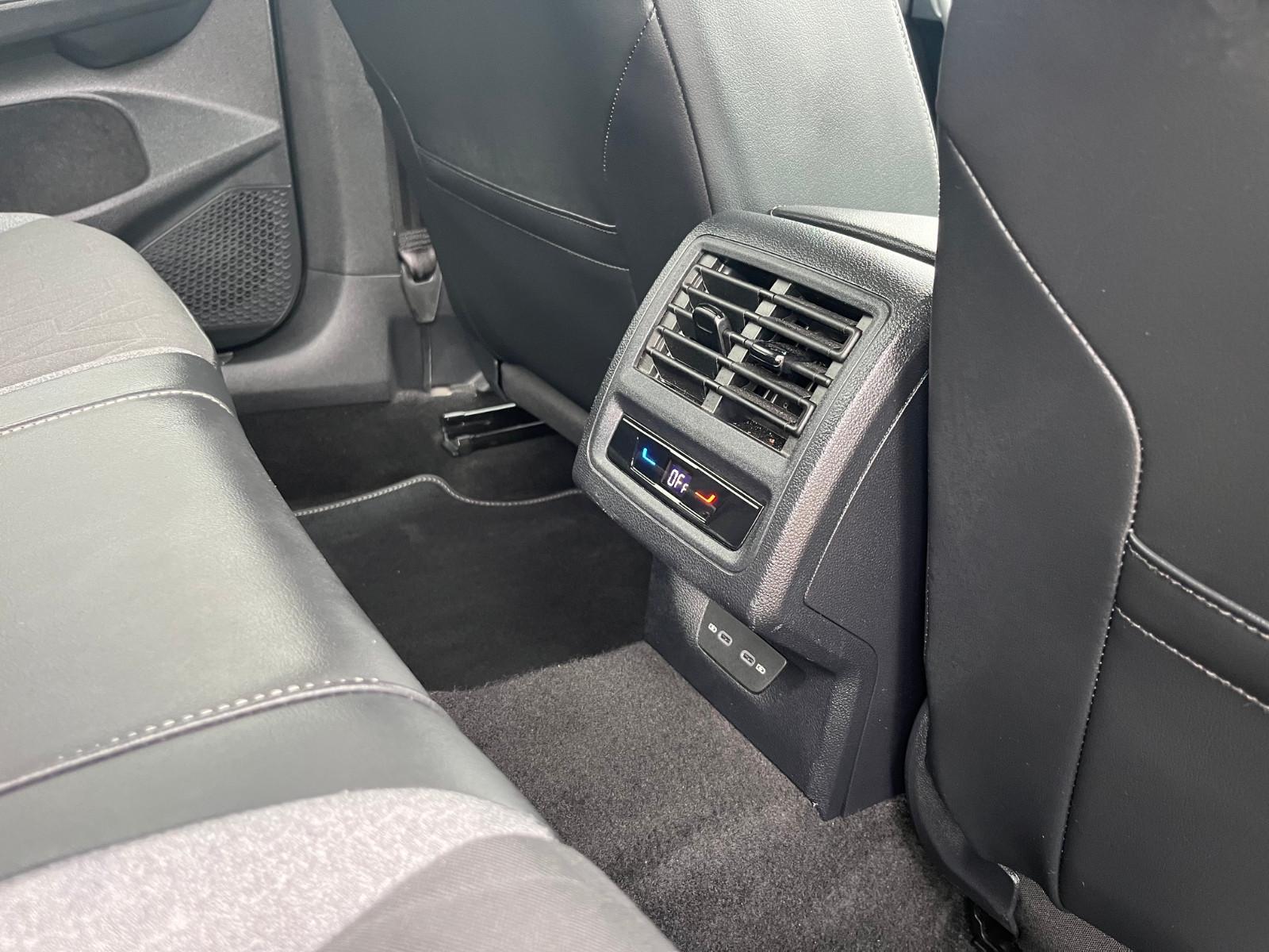 Volkswagen Golf VIII Lim. 1.5 TSI Goal mit NAVI+PDC+LED, миниатюра 20