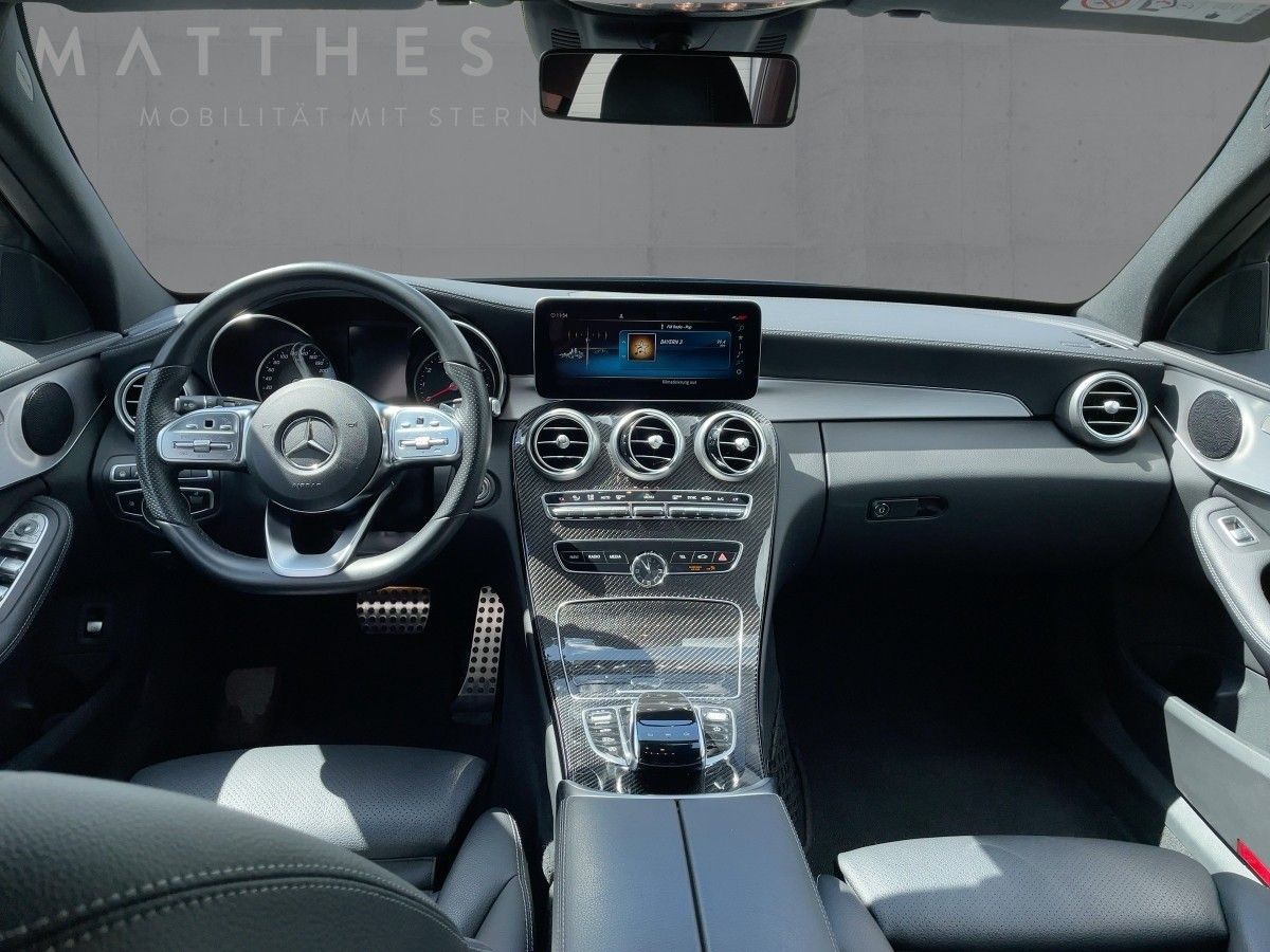 Fahrzeugabbildung Mercedes-Benz C 300 T-Modell AMG/360°/LED/Navi