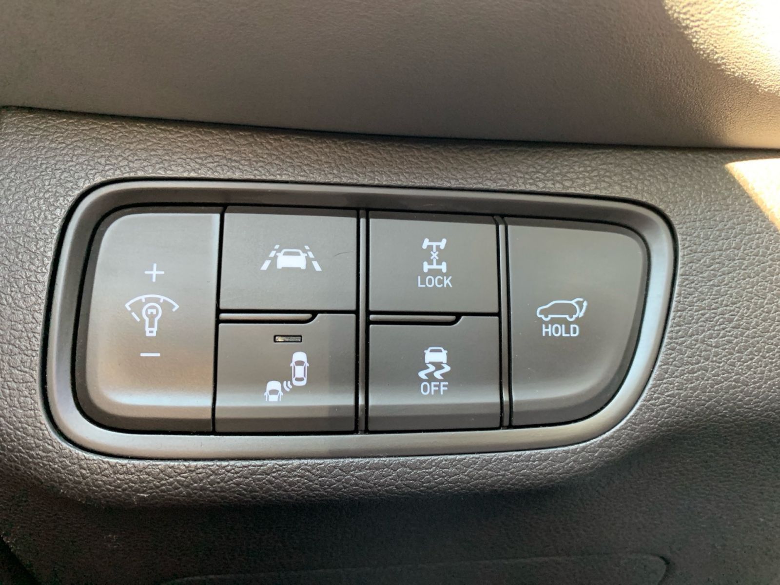 Fahrzeugabbildung Hyundai SANTA FE 2.2 CRDi DPF Premium 4WD Panorama Schie