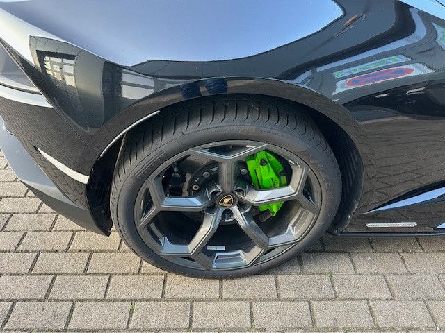 Fahrzeugabbildung Lamborghini Huracán EVO*LIFT*DAB*PDC*CAM*LDS*Mietkauf mögl.