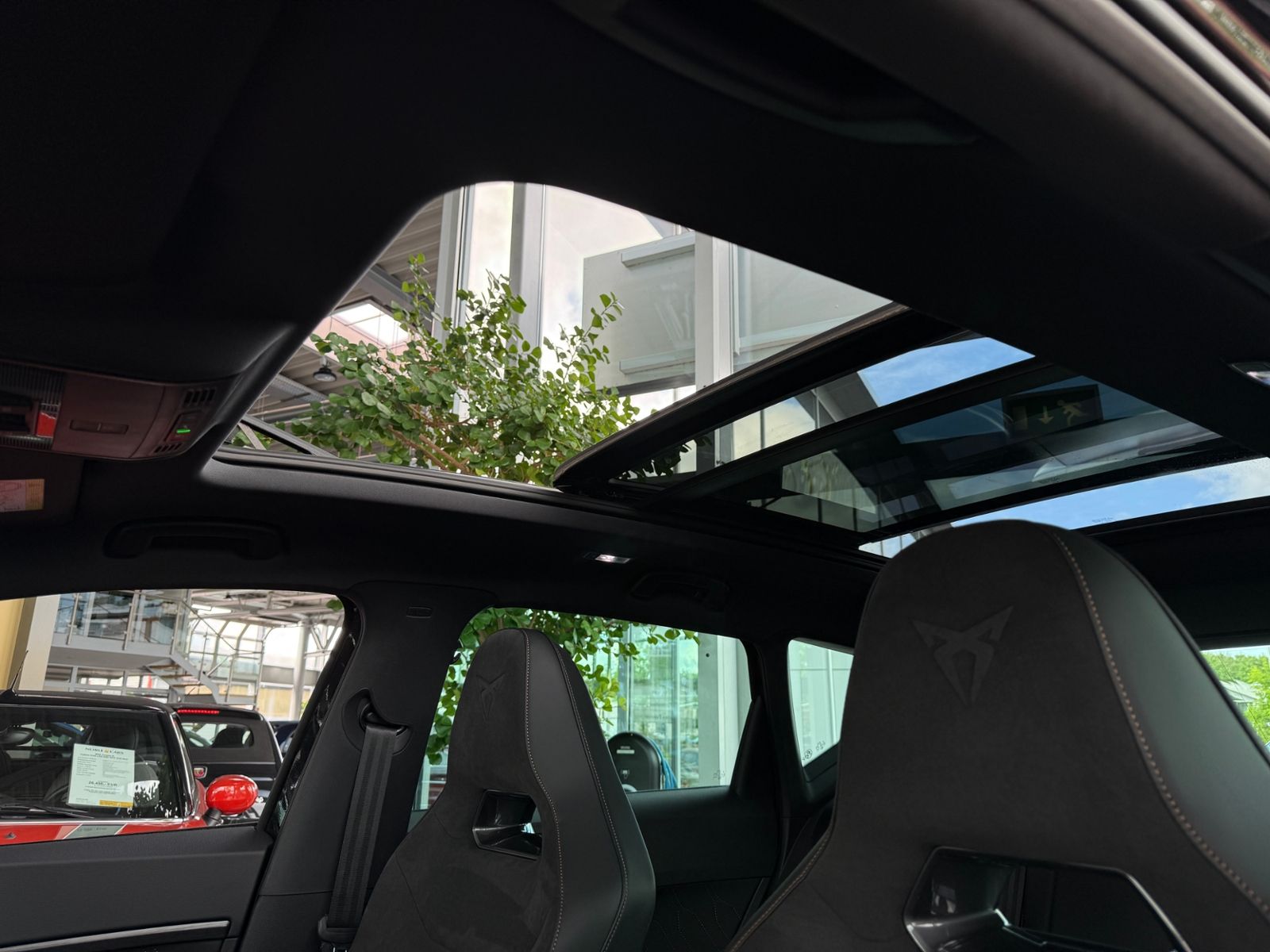 Fahrzeugabbildung CUPRA Ateca 4Drive PANO AHK BEATS ACC 360°
