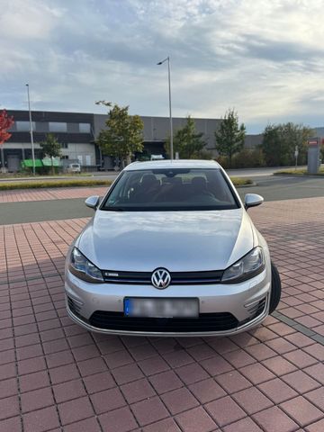 Volkswagen E-Golf 7 BJ 07/2019 Silber Meta...