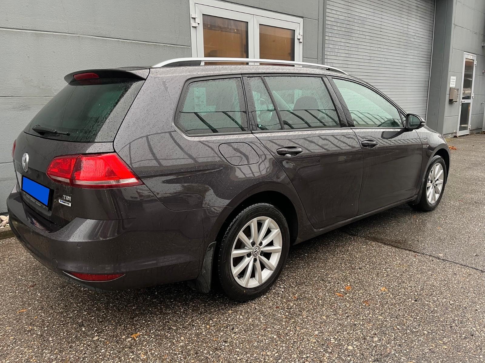 Volkswagen Golf 2015 — interior