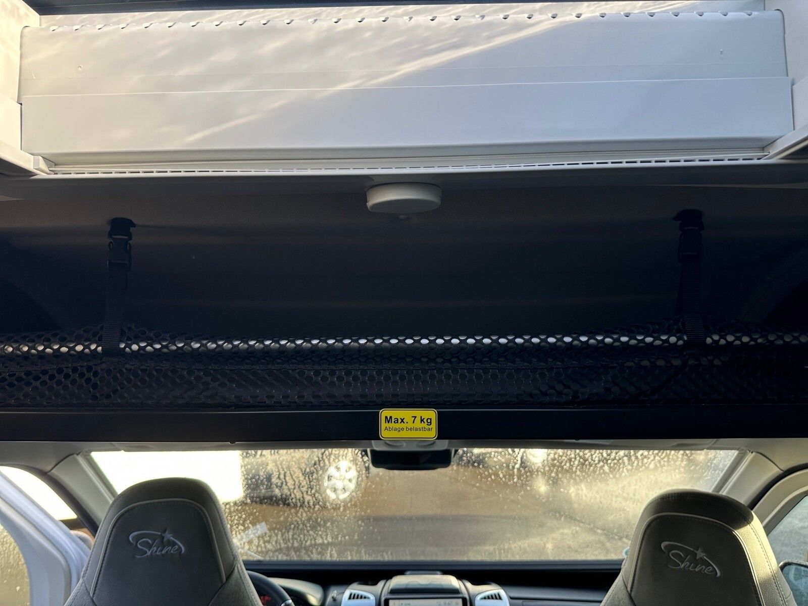 Fahrzeugabbildung Pössl Summit Shine 600 Citroen 140 PS Mark.,Solar,AHK