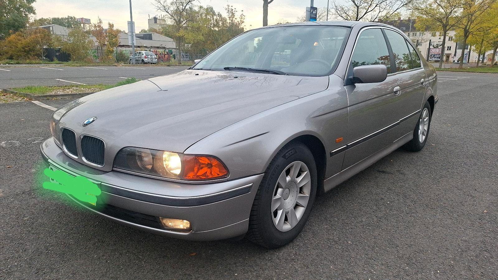 BMW 520