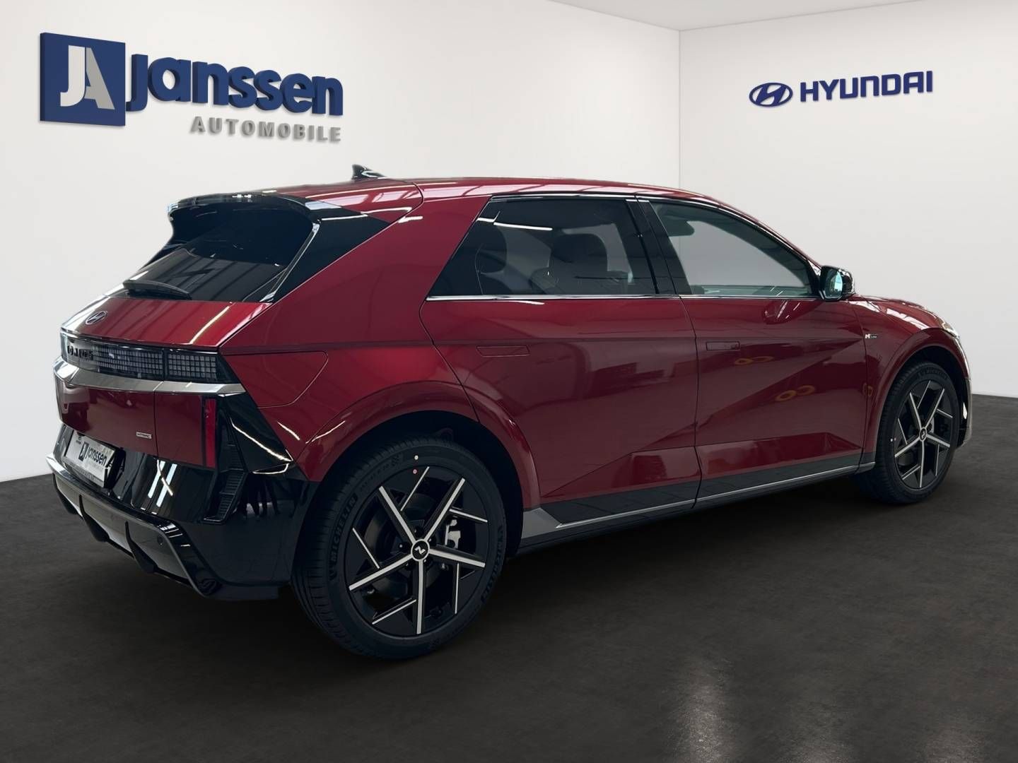 Fahrzeugabbildung Hyundai IONIQ 5 (MY27) 84 kWh Allrad (325 PS) N Line