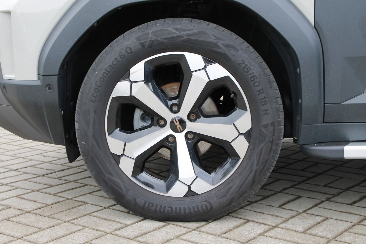Fahrzeugabbildung Dacia Duster Journey TEc 130