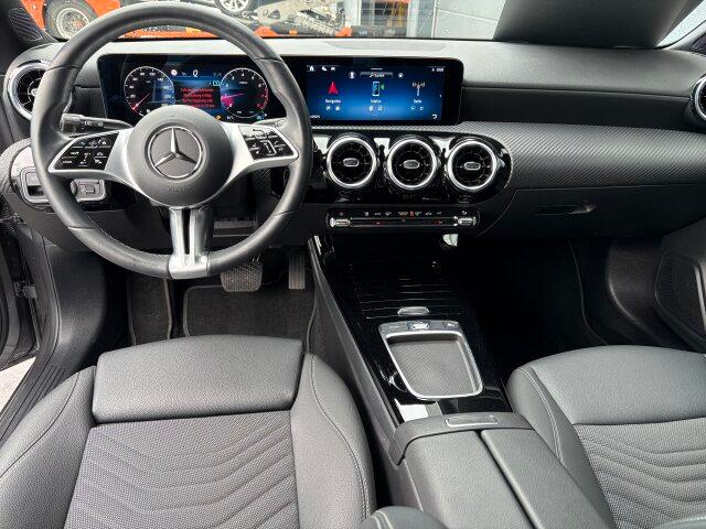 Mercedes-Benz CLA 180 SB Advanced LED Navi Kamera MBUX Premium