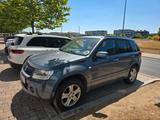 Suzuki Grand Vit 2.0 4x4 Leder Navi Keyless Anhkpk. - graue Suzuki Grand Vitara